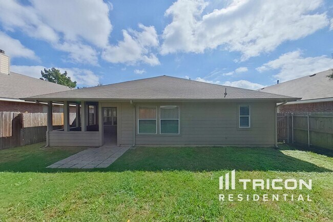 Building Photo - 405 Fireberry Dr