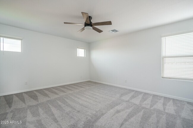 Building Photo - 9036 S 169th Dr