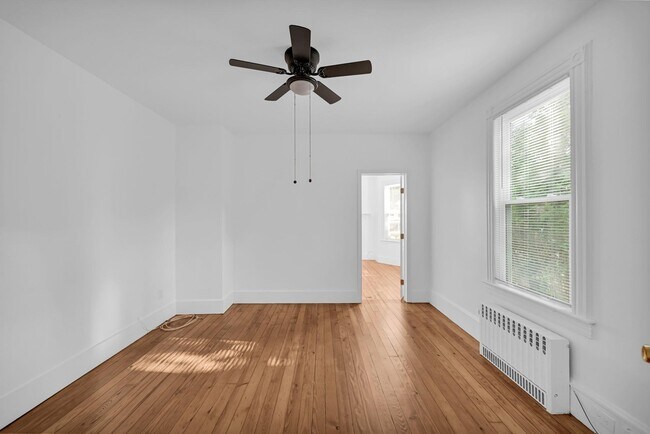Building Photo - 153 Franklin Ave