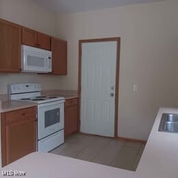 Building Photo - 4167 Westbrook Dr