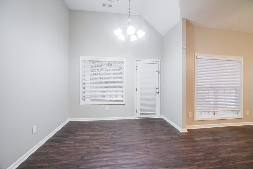 Building Photo - 31 Harper's Farm Dr