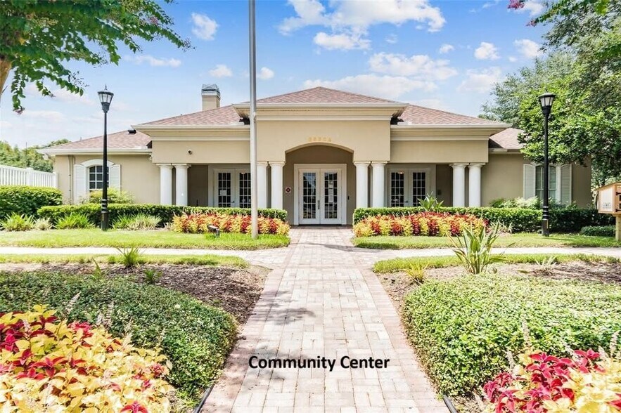 Building Photo - 5023 Quadrangle Ct