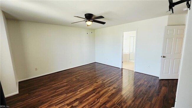 Building Photo - 805 Gem Ct