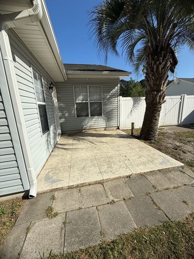 Building Photo - 1132 Lancelot Ln