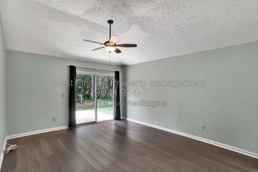 Building Photo - 9245 Hawks Run Ln