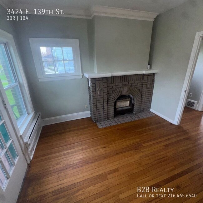 Building Photo - 3424 E 139th St