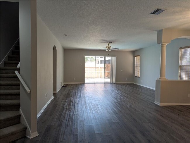 Building Photo - 9818 White Barn Way