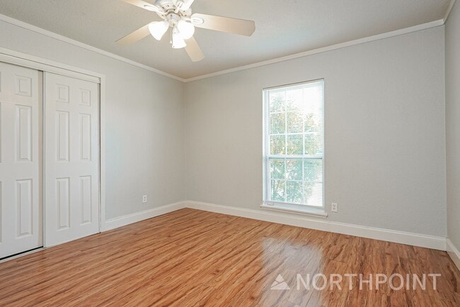 Building Photo - 3 BR/2BA | Newly Renovated Single Family Home |  Large Backyard|1- Car Garage!