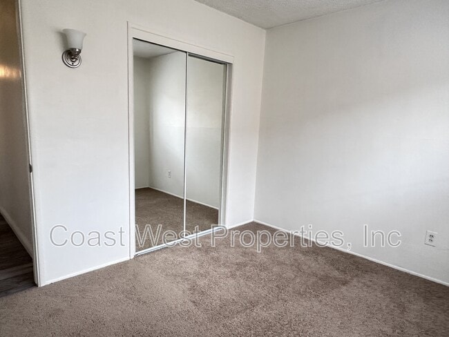 Building Photo - 1620 Reed Ave