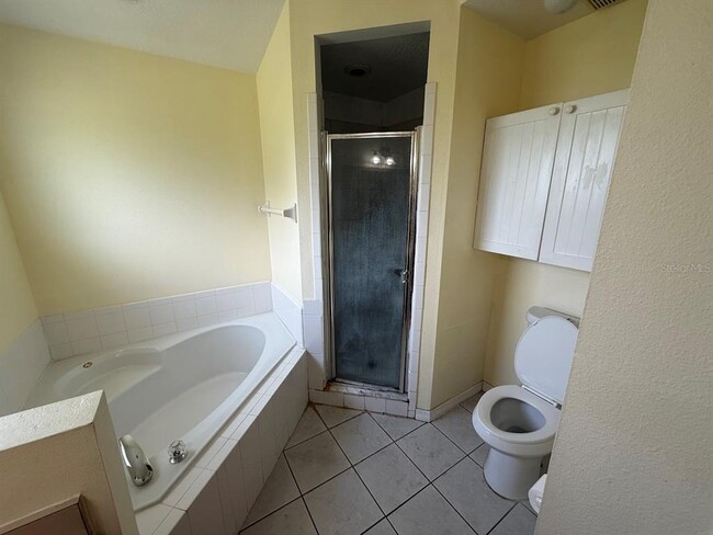 Building Photo - 1300 Daniels Cove Dr