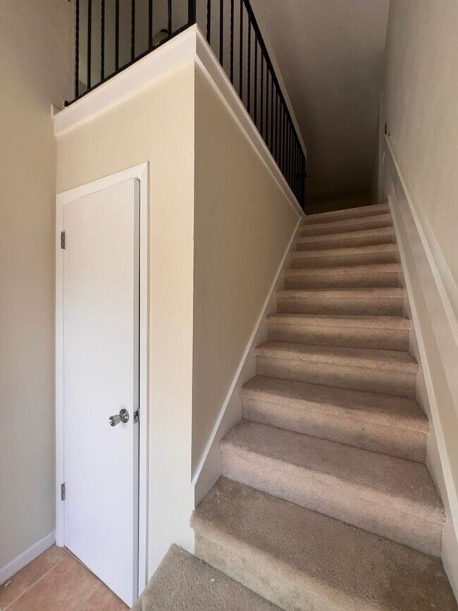 Building Photo - 2/2 in Woodhaven of Palm Coast