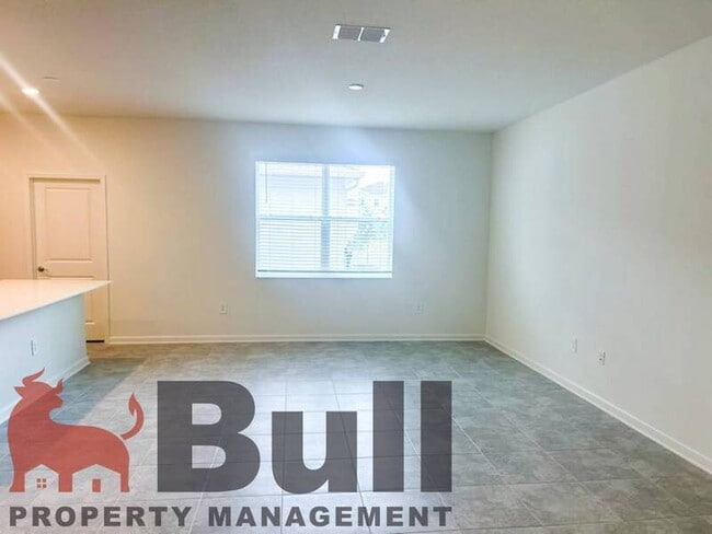 Building Photo - 6033 Blissful St