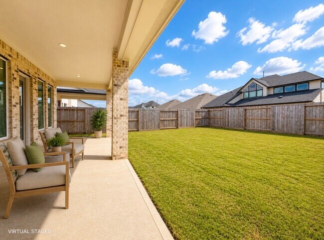 Building Photo - 31026 Sun Vly Dr