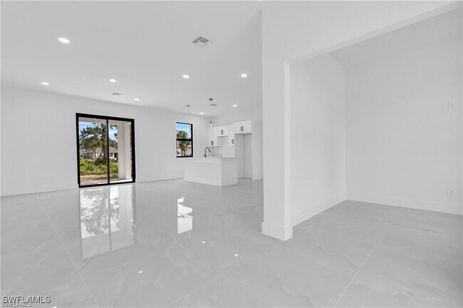 Building Photo - 3315 67th St W