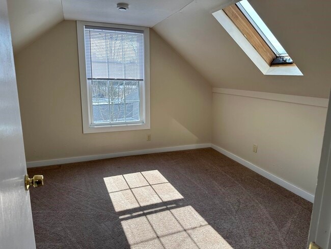 Building Photo - 6 Mark St