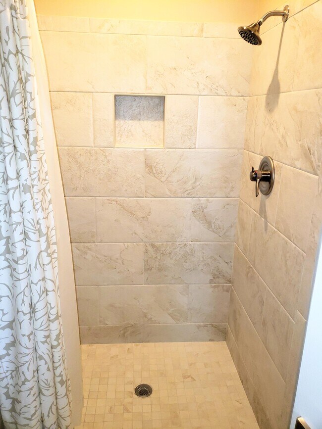 Building Photo - 3236 Silver Sands Cir