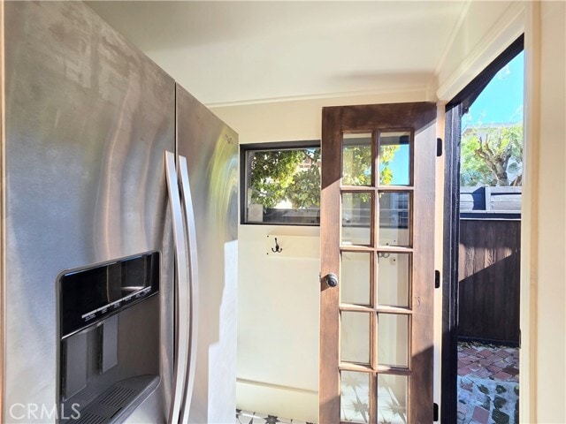 Building Photo - 3624 E 8th St