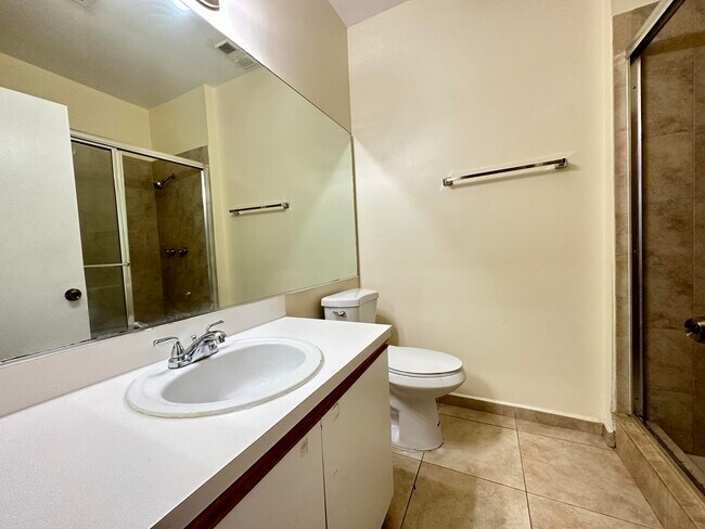 Building Photo - 631 Cypress Lake Blvd