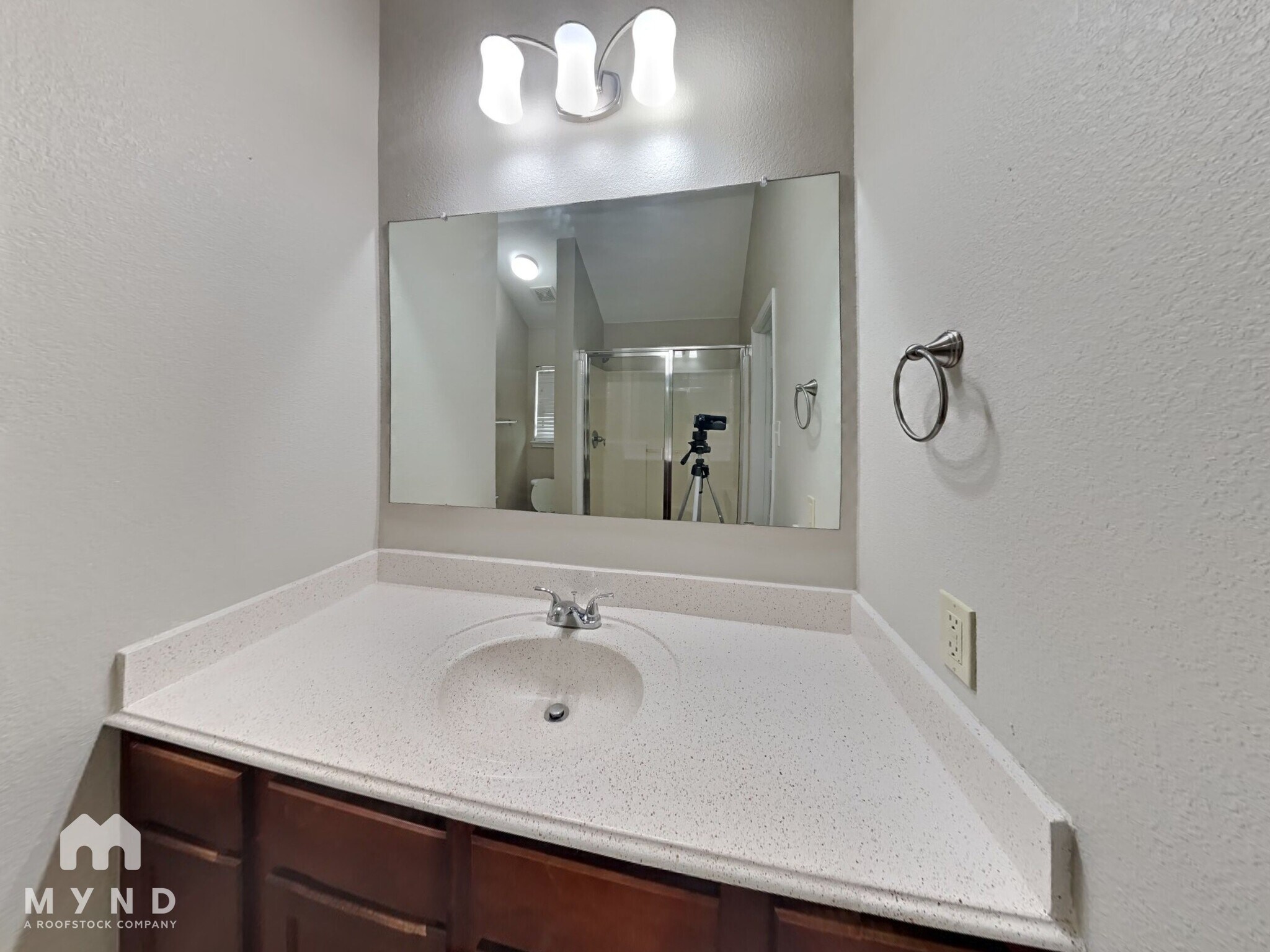 Building Photo - 1019 Cottontail Dr