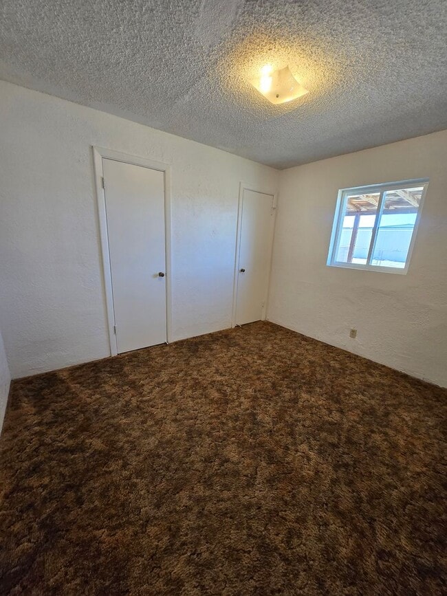 Building Photo - HUD Property
