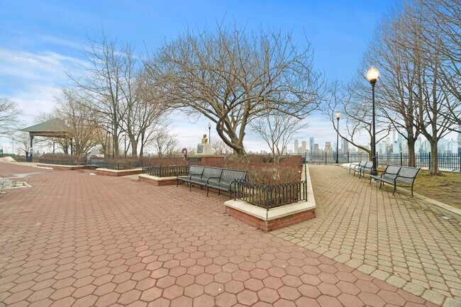 Building Photo - 6045 JFK Blvd E