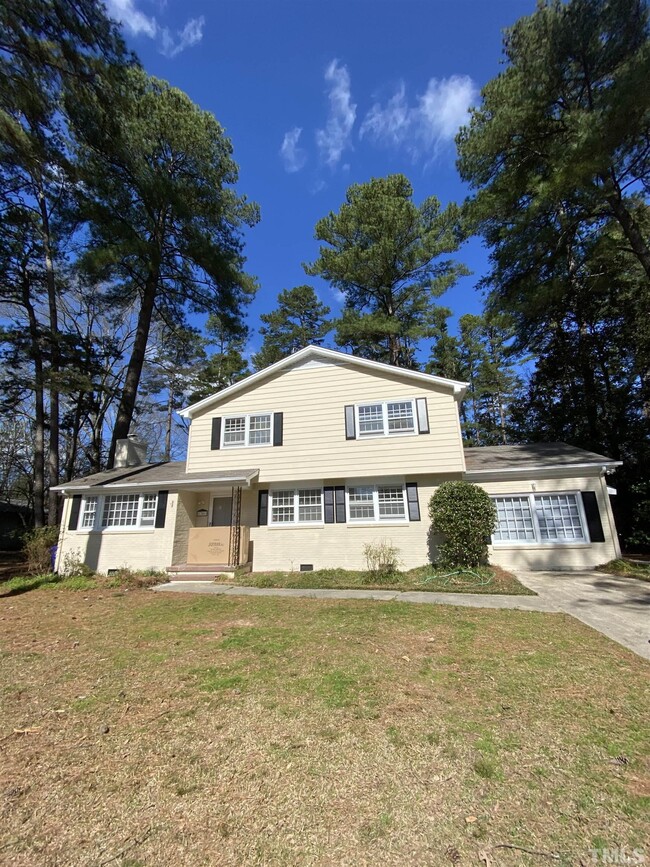 Building Photo - 1301 Cypress Rd