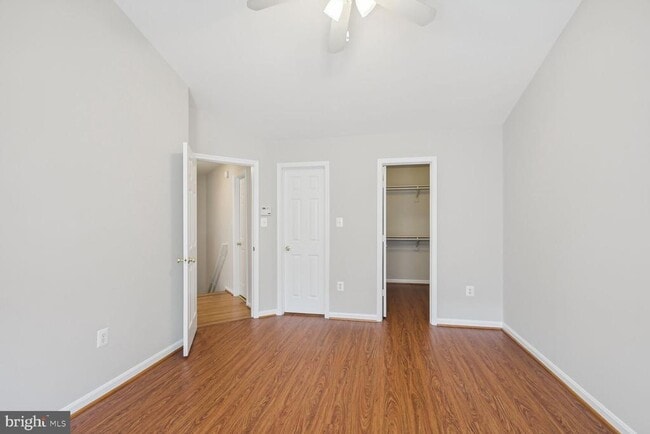 Building Photo - 2547 Sandbourne Ln