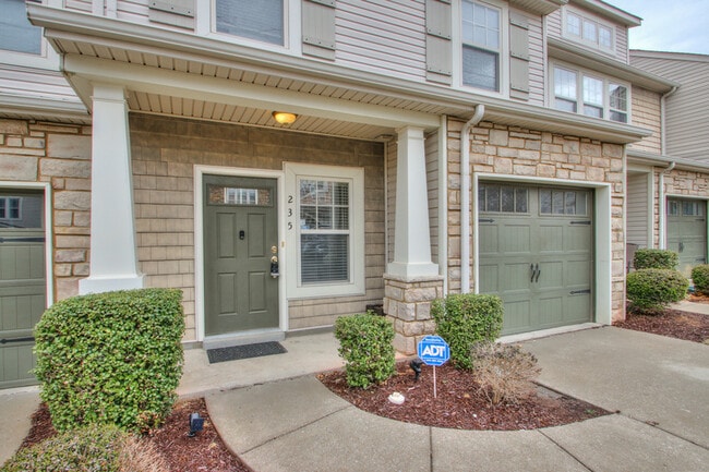 Building Photo - 735 Tulip Grove Rd