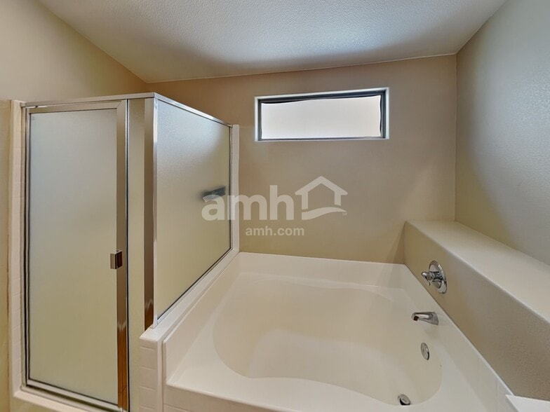 Building Photo - 8060 Villa Trovas Ct