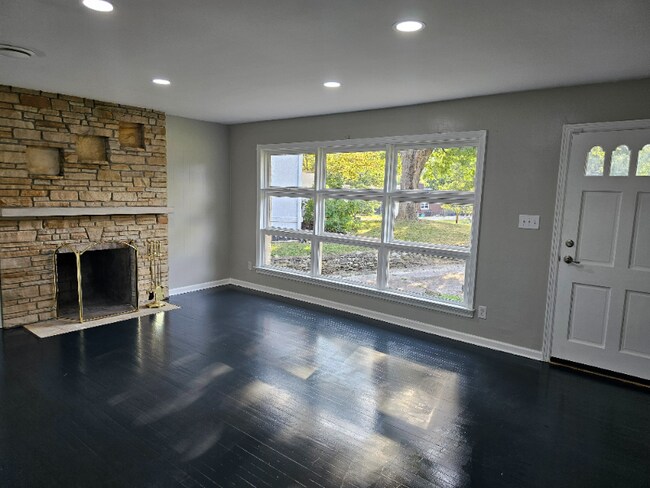 Building Photo - 5309 Lost