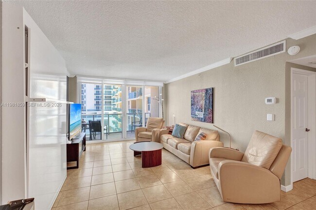 Building Photo - 2501 S Ocean Dr