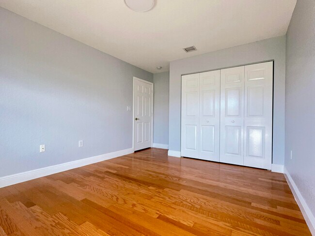 Building Photo - 11577 Big Sky Ct