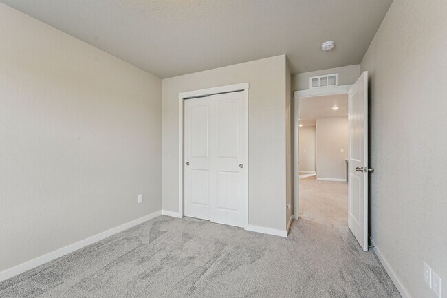Building Photo - 8206 Turtle Lk Wy