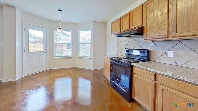 Building Photo - 126 Sylvan St