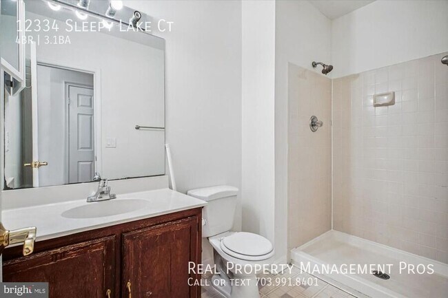 Building Photo - 12334 Sleepy Lake Ct