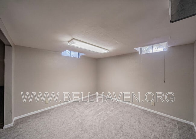 Building Photo - 618 Davidson Dr