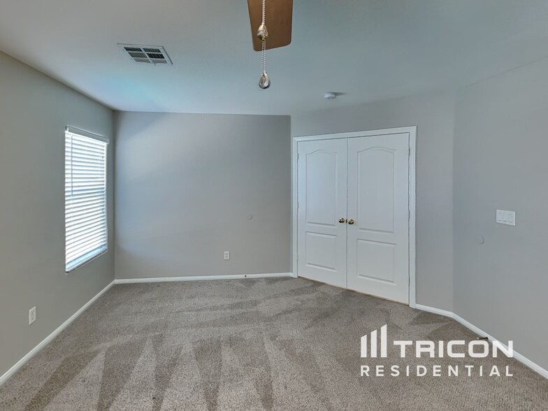 Building Photo - 4940 Naff Ridge Dr