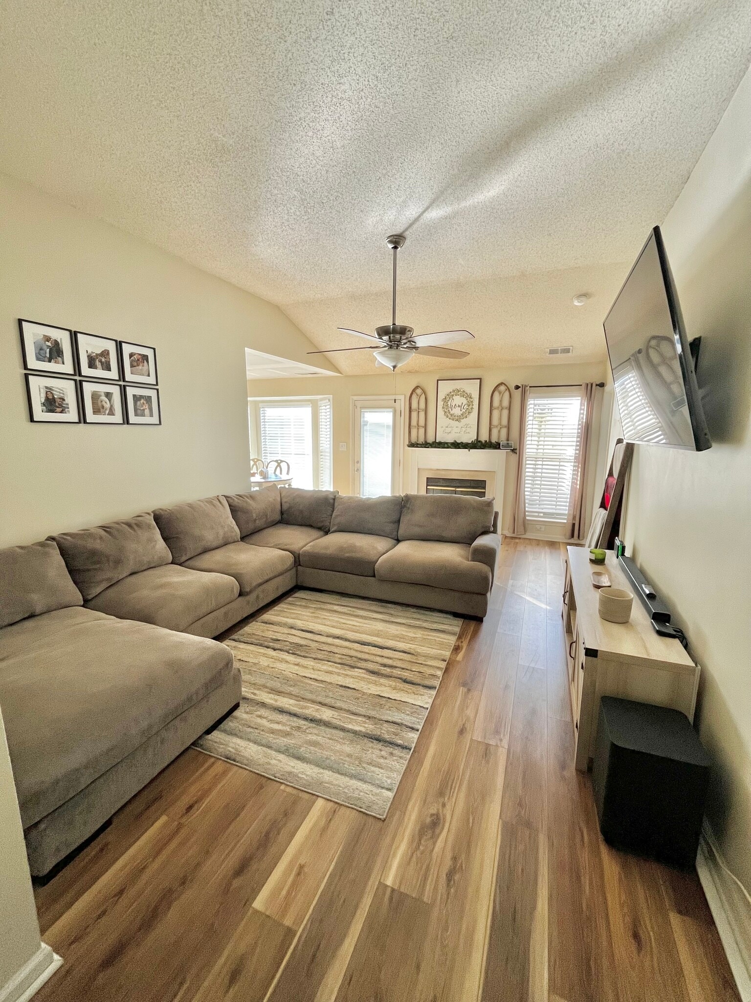 Building Photo - 13232 Lampmeade Ln