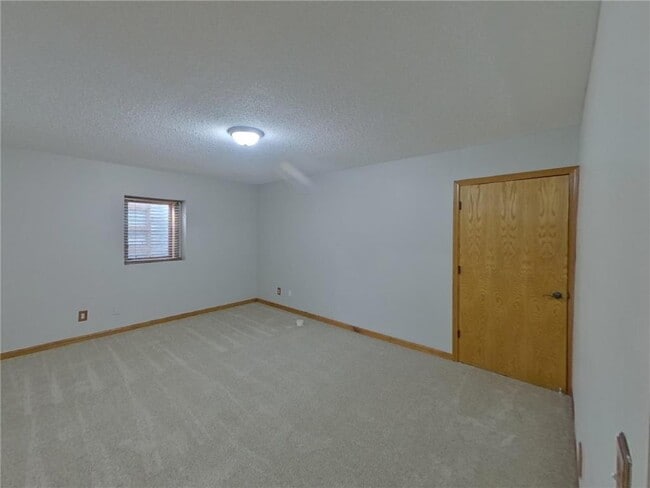 Building Photo - 9319 93rd St S