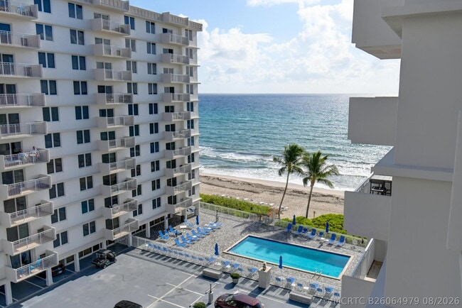 Building Photo - 3221 S Ocean Blvd