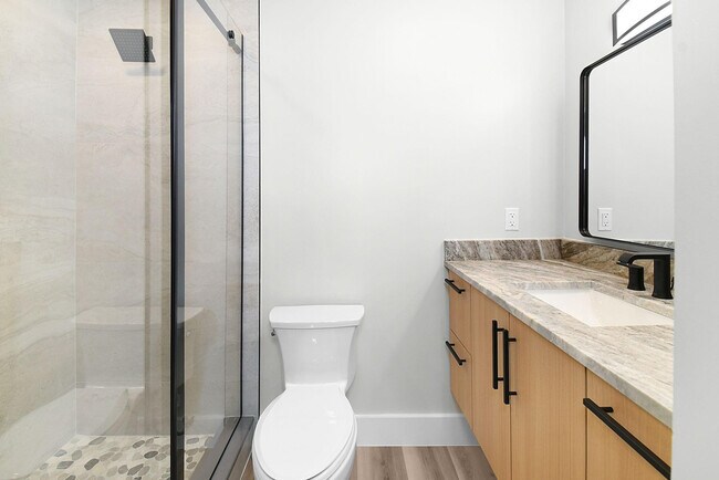 Building Photo - 200 N El Mar Dr