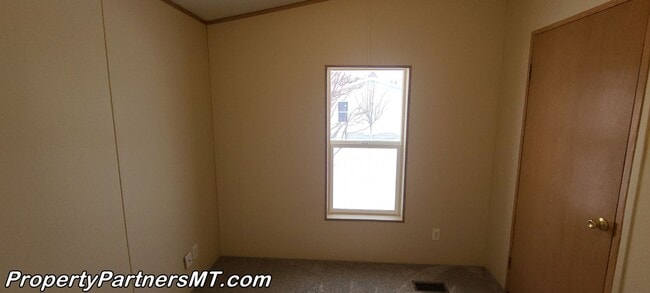 Building Photo - Very nice 3 Bed 2 Bath Modular house