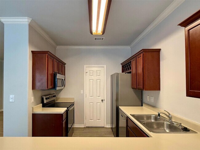 Building Photo - 12250 Abbey Glen Ln