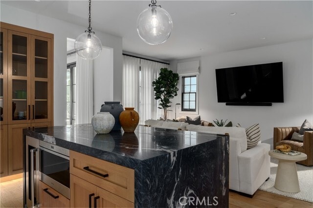 Building Photo - 107 Via Koron