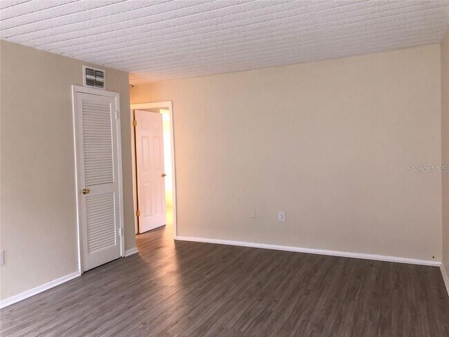 Building Photo - 1347 Baywatch Loop