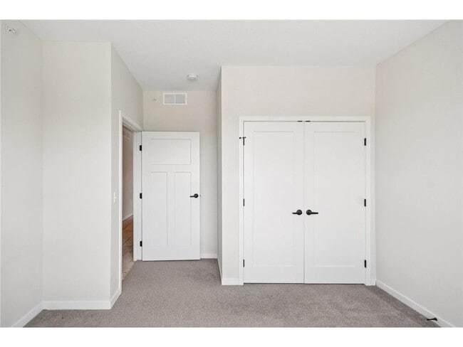 Building Photo - 4750 Ironwood Cir