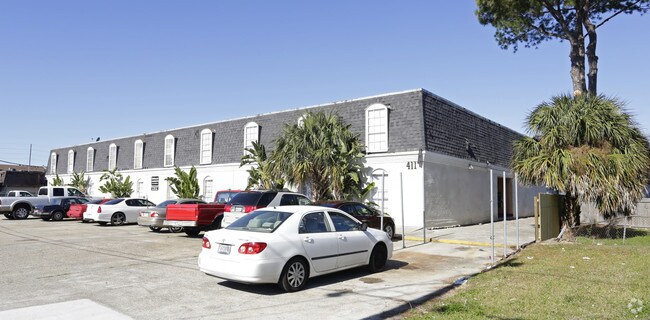 Primary Photo - Southlake Apartment