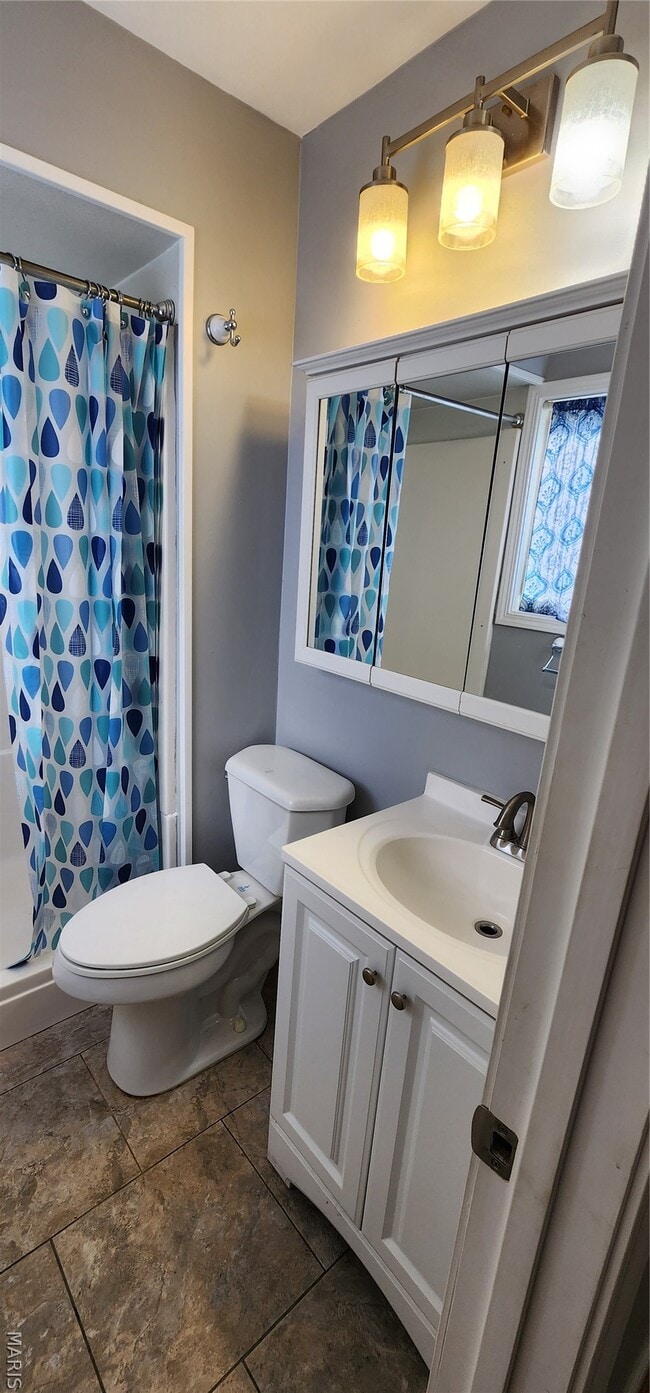 Building Photo - 1145 Mackinac Dr