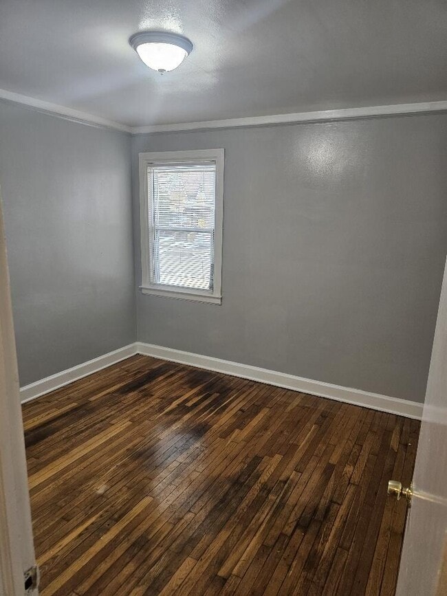 Building Photo - 16505 Stansbury Ave