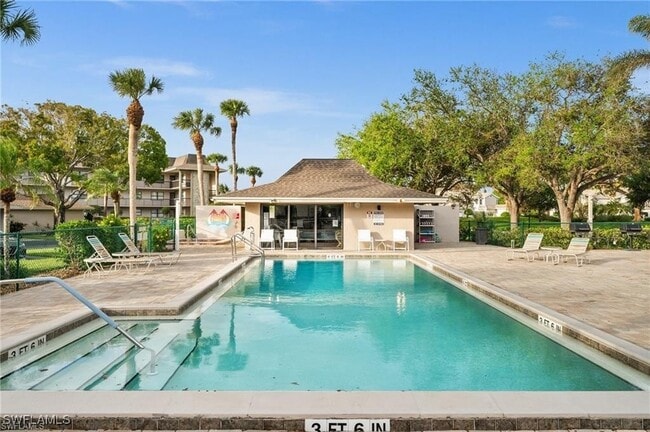 Building Photo - 1790 Imperial Golf Course Blvd